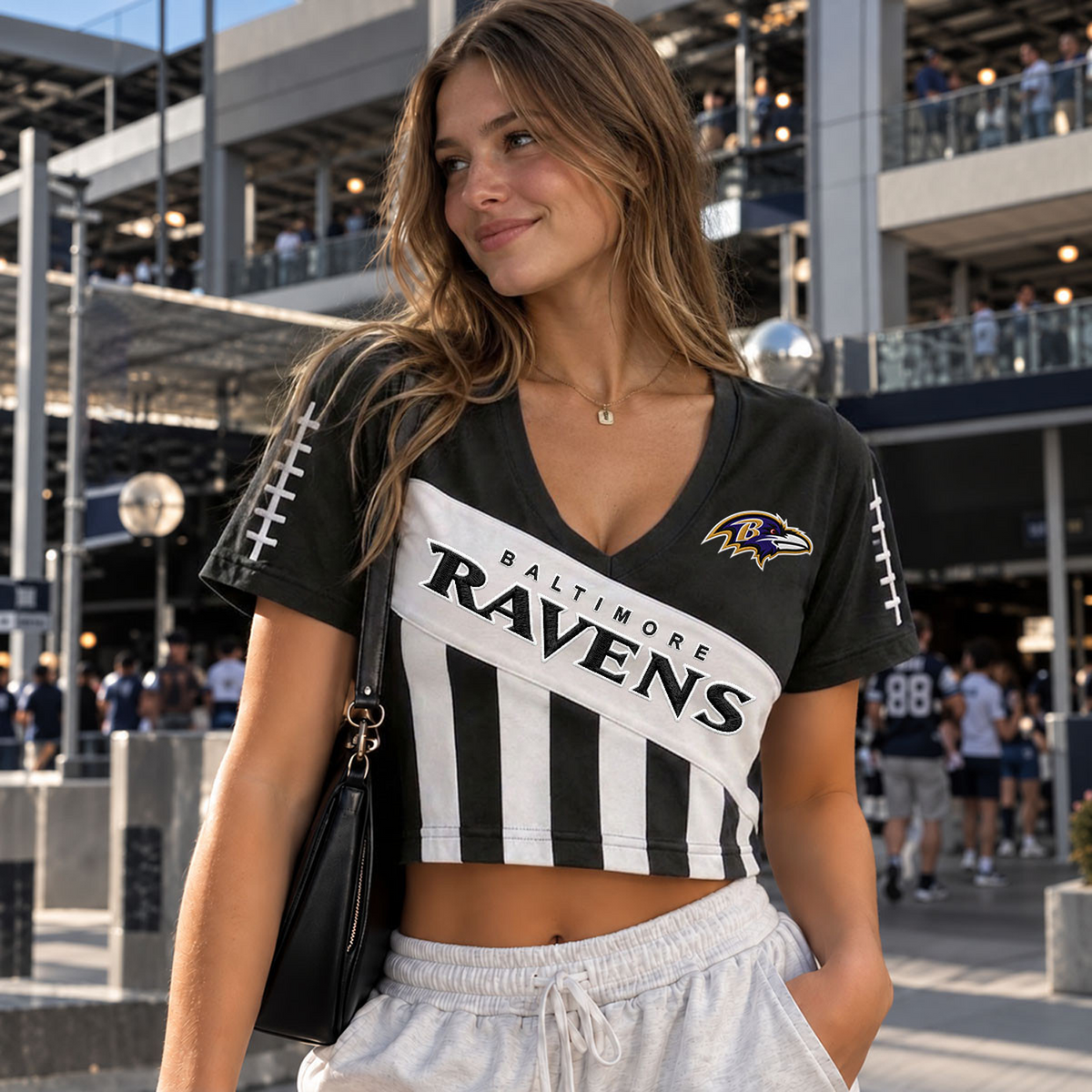 Premium NFL x BAL T Shirt V-neck